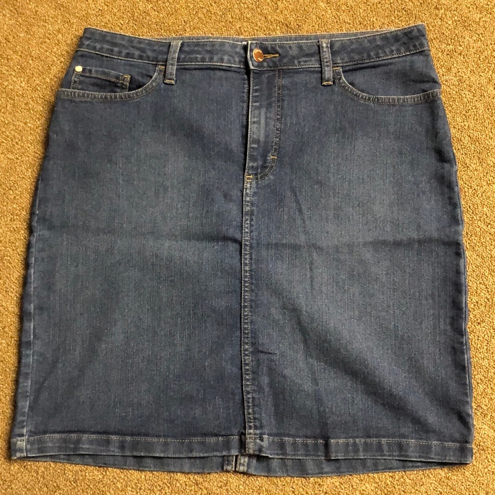 Mid Rise Jean Skirt